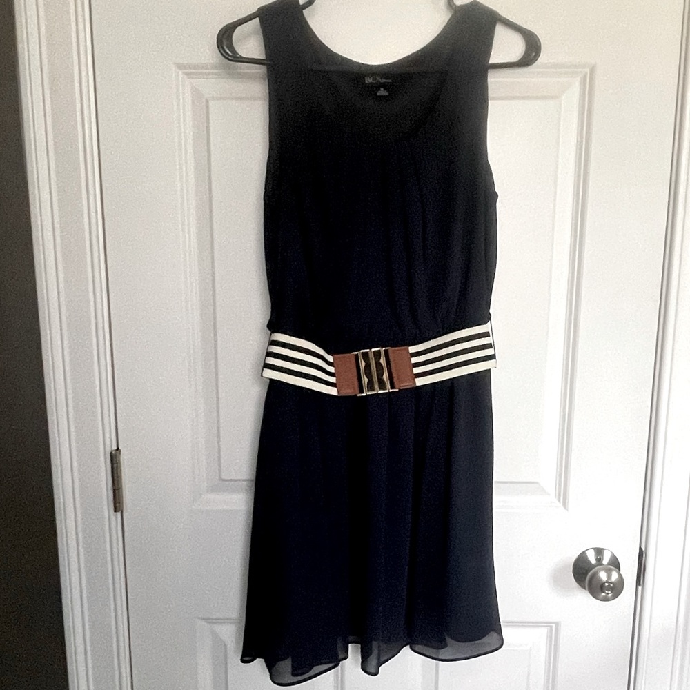 BCX classic chiffon sleeveless belted dress - Navy (Size Medium)